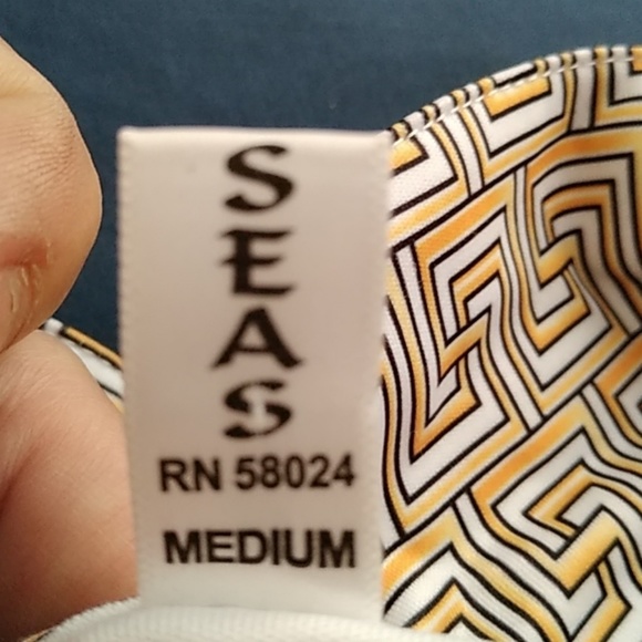 Dress - Picture 4 of 4